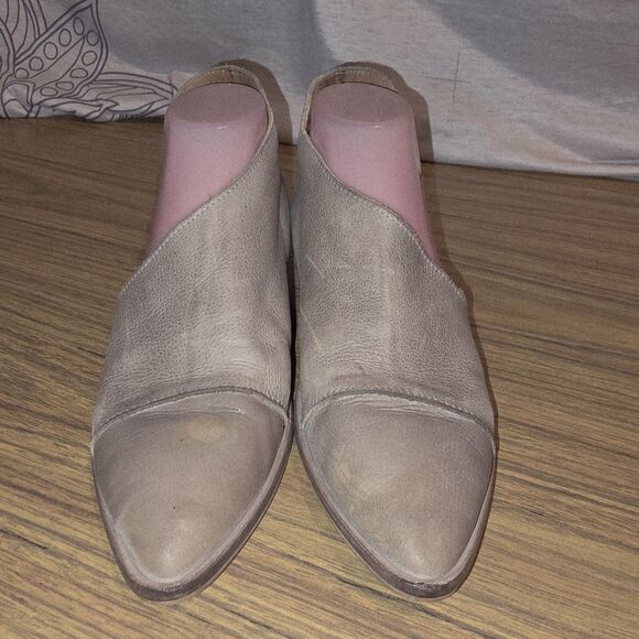 FREE PEOPLE ROYALE Sz 7.5 Brown Leather Bohemian Distressed Cut Out Ankle Boots - Picture 2 of 11